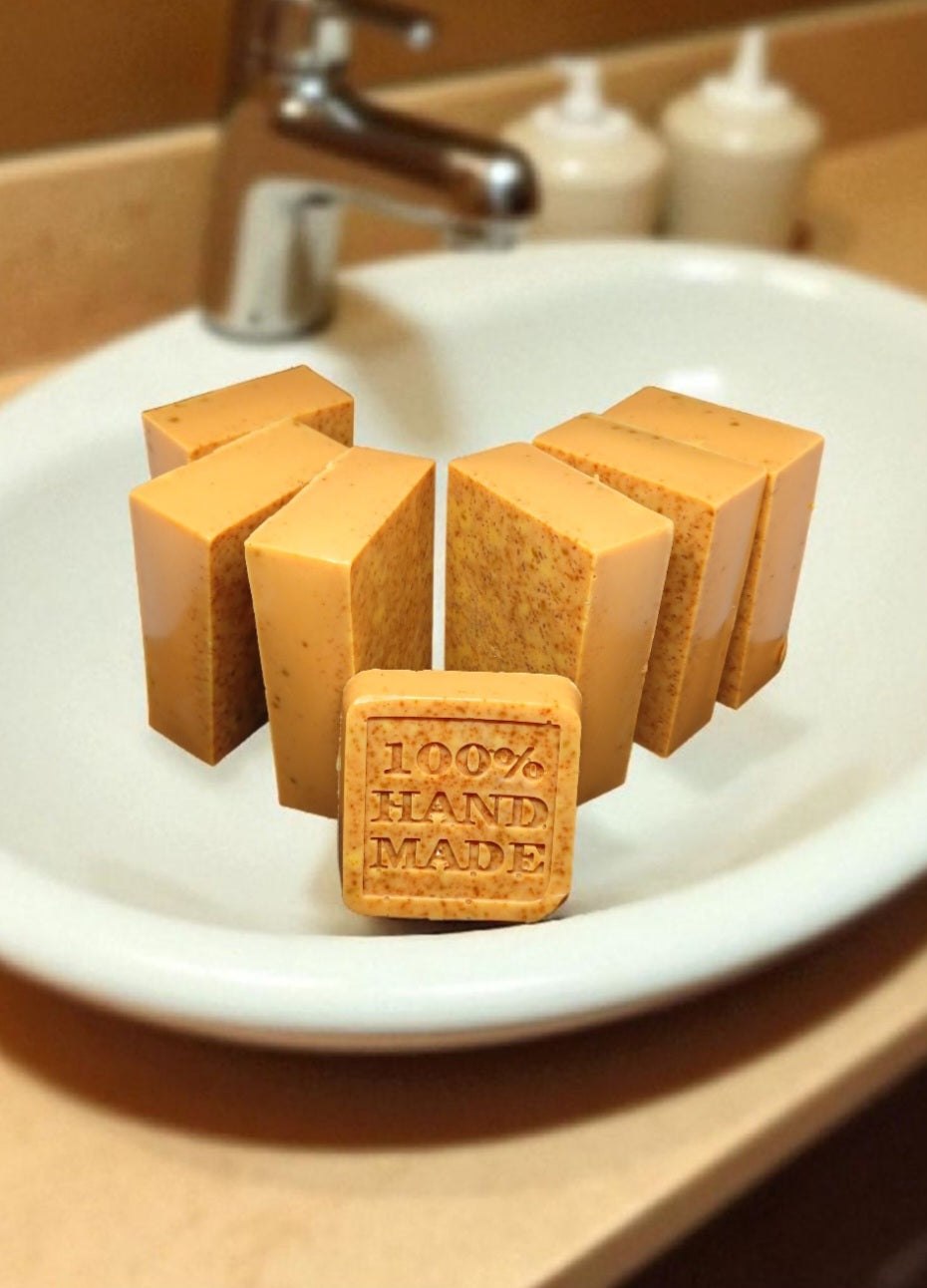 Sea Moss Turmeric Goat Milk Soap w/Honey